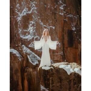 NWT $1400 Halston Silk Isabel Crepe V-Neck Gown Maxi Bridal Wedding Dress Sz 2
